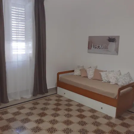 Franco-home B&B 팔레르모
