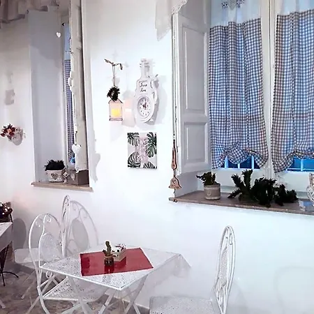 Franco-home Bed & Breakfast 3*