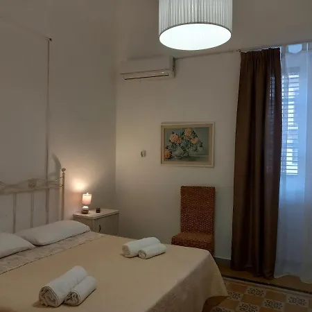 Franco-home Bed & Breakfast